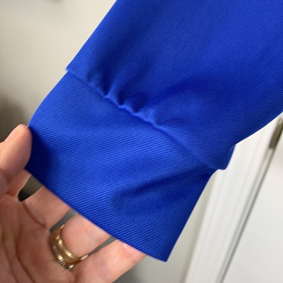 Tworoy blue long sleeved with white/black trim size 2XL. 1/4 zipper - Picture 3 of 7